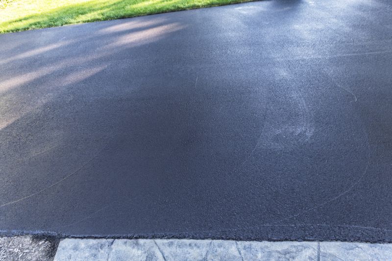 Asphalt Driveway Finish